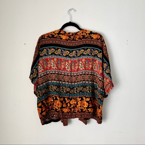 *SOLD* Forever 21 | Light colourful printed kimono - Picture 4 of 7